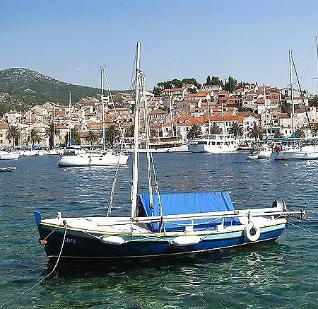 Πανσιόν Old Town Hvar & 2*